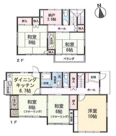 緑につつまれる青い瓦屋根のお家の図面