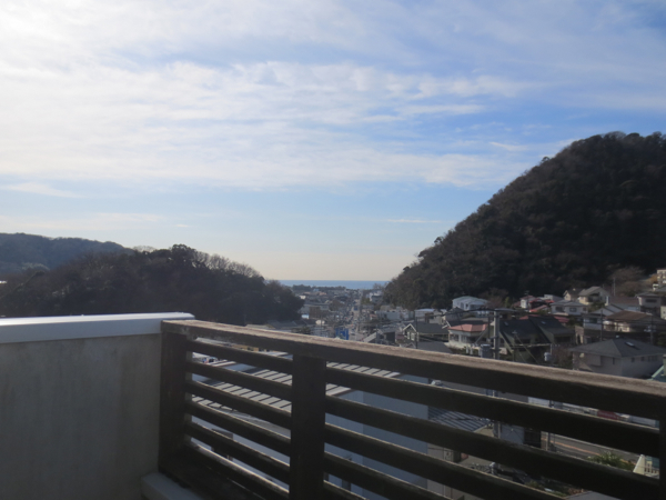 スコーン！と海まで抜ける眺望！気持ちよいバルコニー！