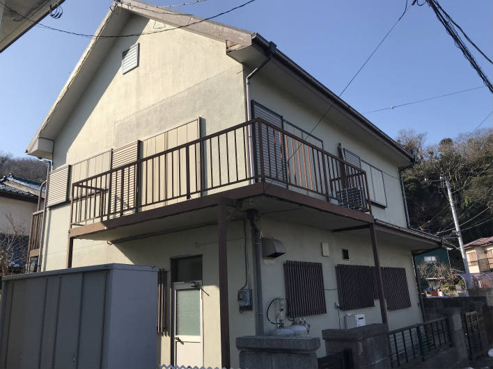 古家付土地。お手頃価格！リノベもありだけど。周辺の雰囲気に合う平屋に建て替えのススメ！