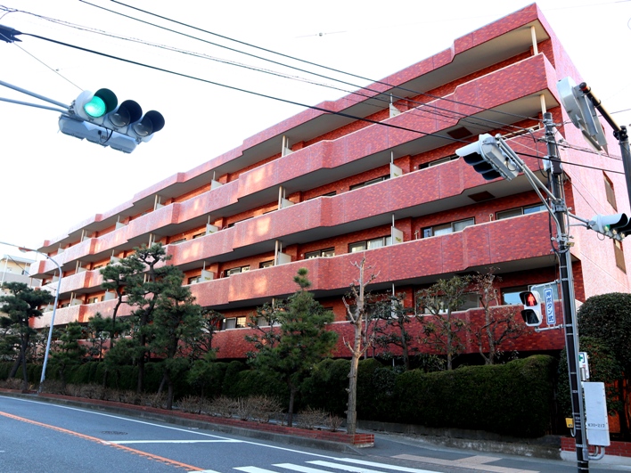 このレトロ渋可愛い外観。最高！