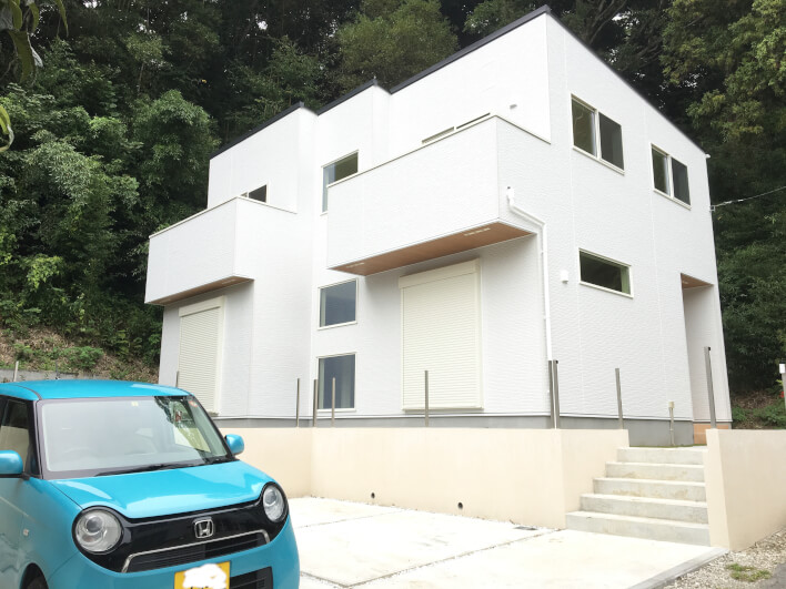 【建物外観】開放感ある空間に新築の住宅
