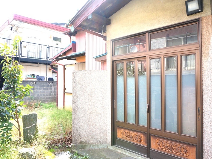 こちらが自由へと続く玄関。