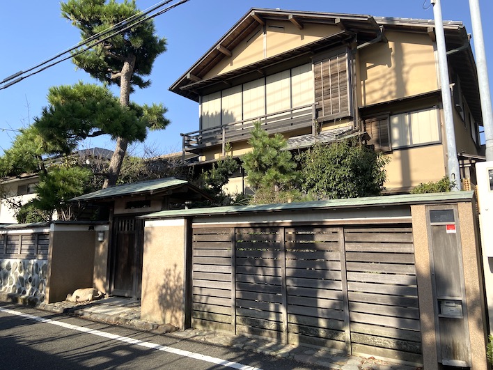 平成4年築の和風建築です。