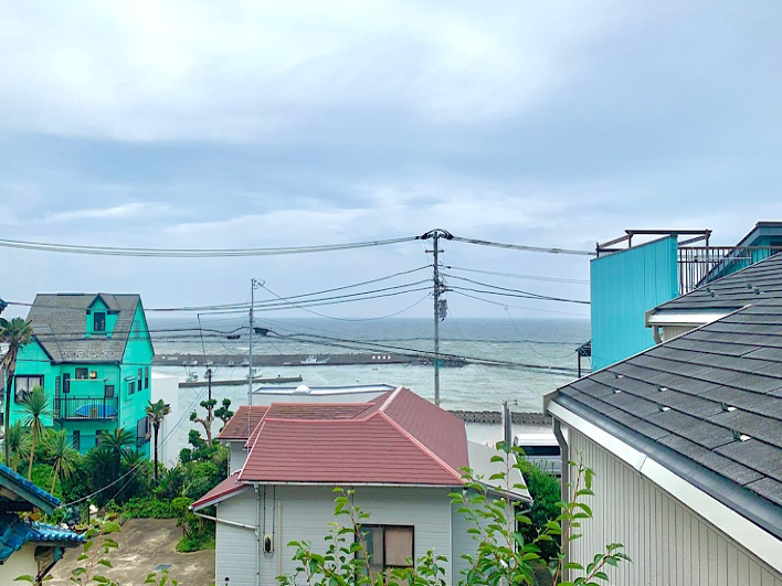 海まで徒歩1分未満