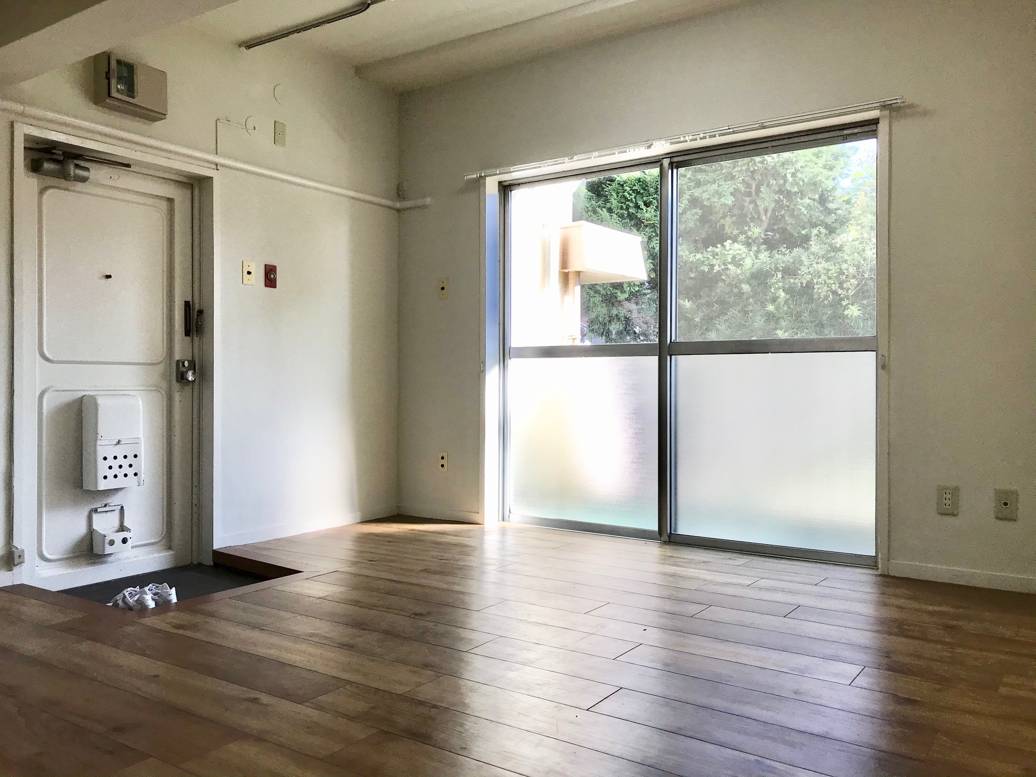 レトロだけどきっちりリフォームされ使いやすい内装。