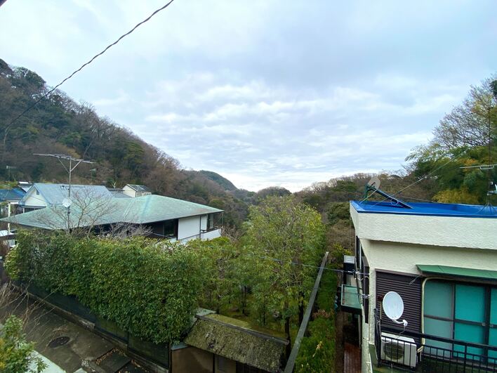 2階からの景色！広がる空と緑が気持ちい！