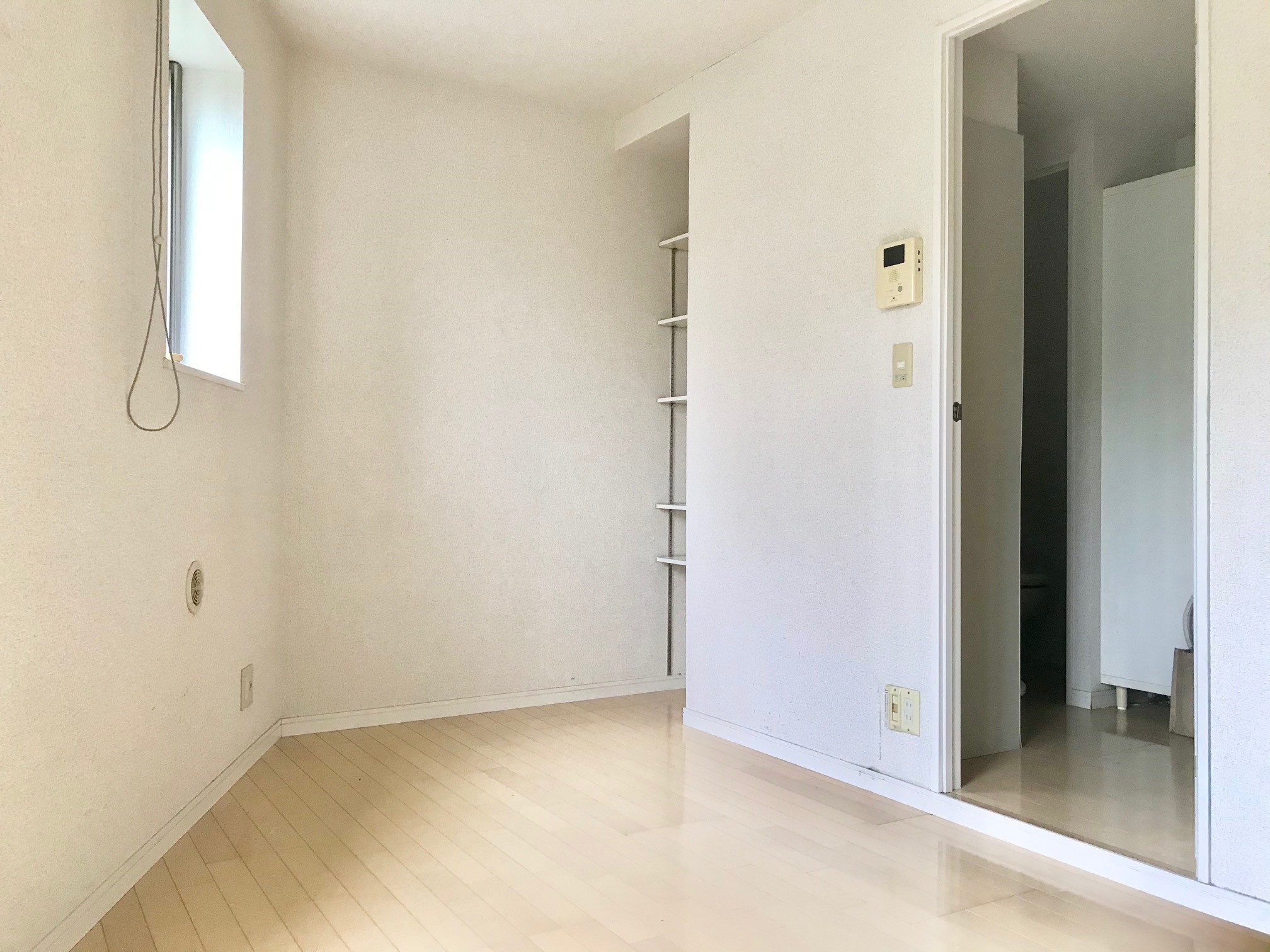 6.1畳の洋室は1階だけど南西向きで明るい部屋。