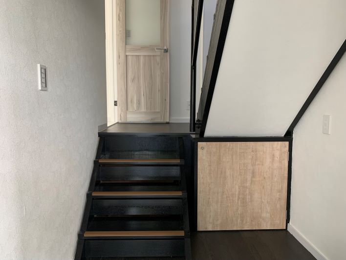 玄関開けてこれです!!まわりと一緒はヤダ派のあなたにピッタリです。