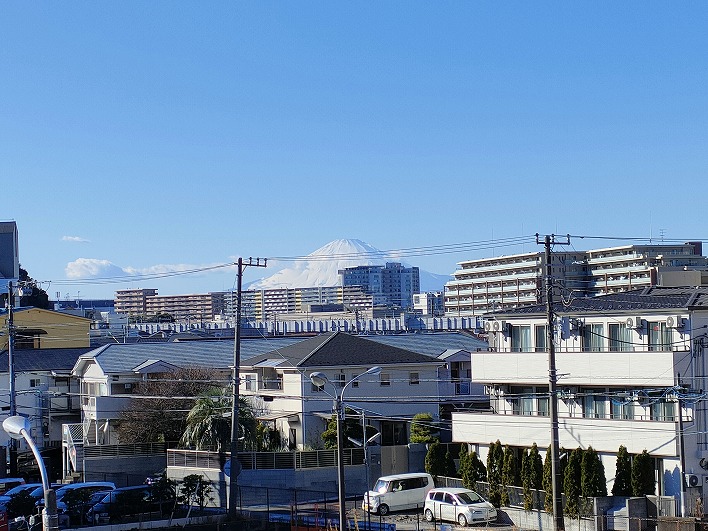 バルコニーからは富士山がバッチリ見えます！おめでたい！