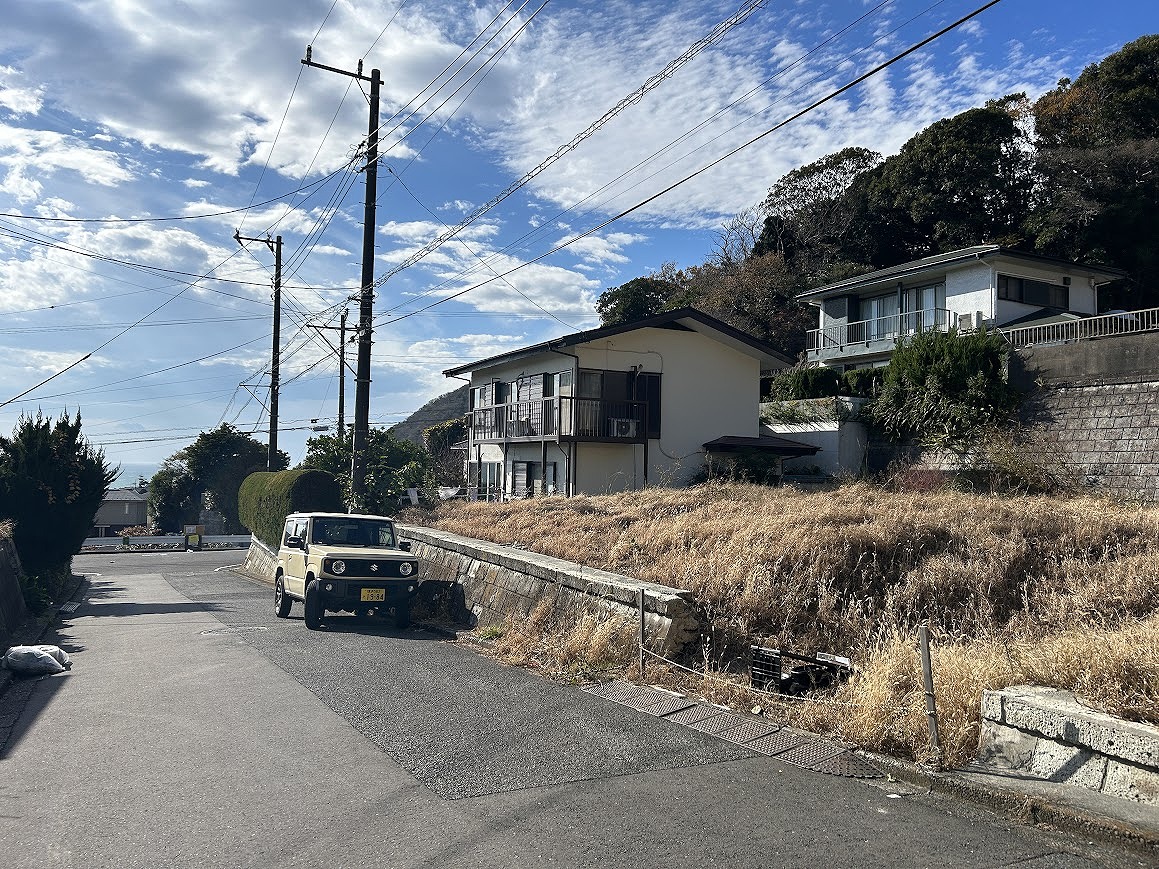 陽当たりバッツグン。風通しのいい土地です。海見えてます！