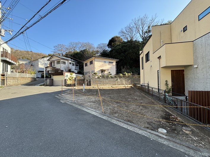 静かな住宅街のTHE角地