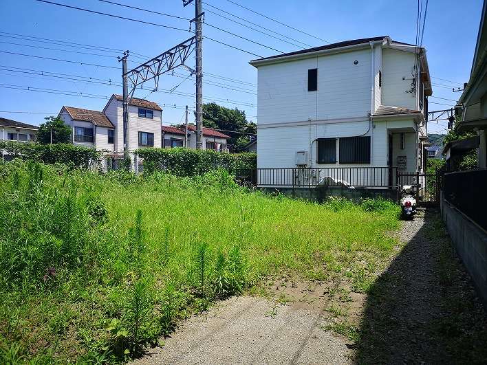 材木座に出てきた小さめの土地！セカンドハウスでもマイホームでも！
