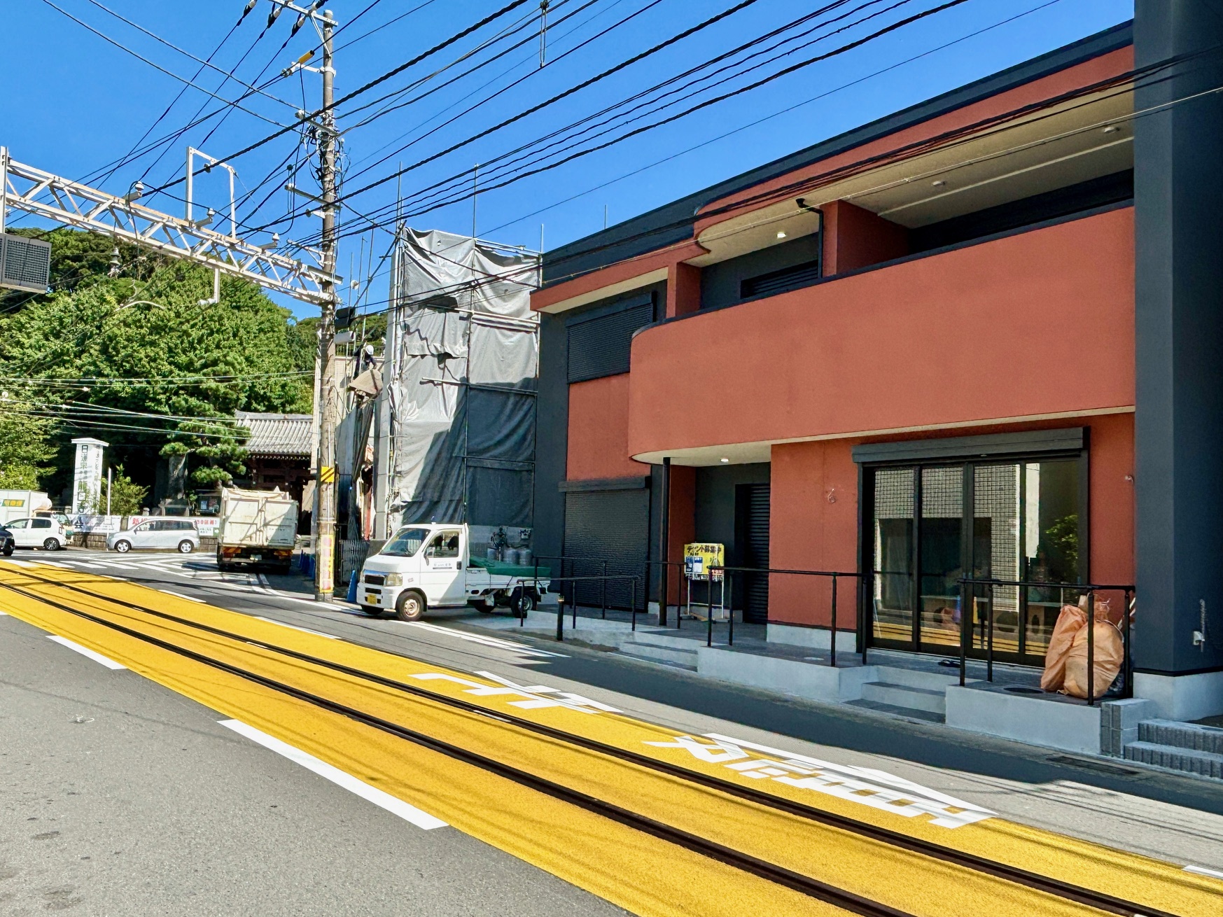 今回募集の集合テナント物件は全部で11店舗が入る建物。
