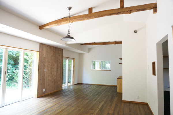 葉山一色A邸／米軍FLAT HOUSE RENOVATIONをUPしました！